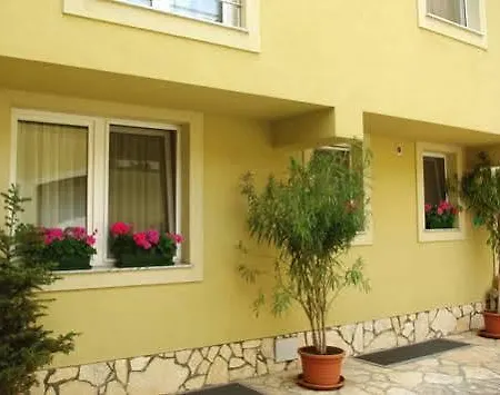 Bed & Breakfast Kata Panzio 3*